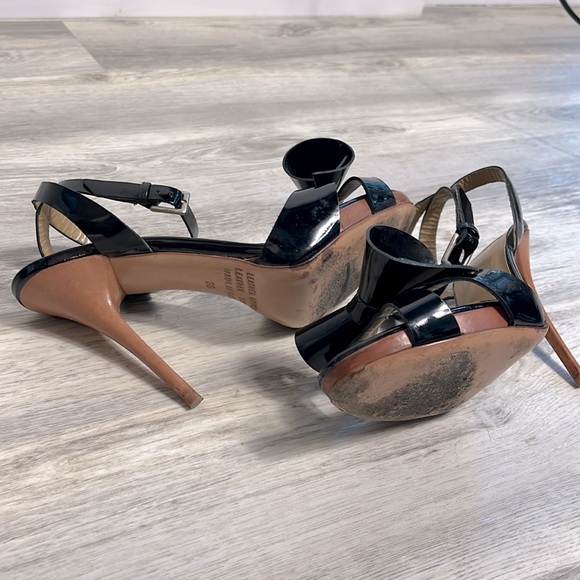 Di Foffo Italian Ankle Strap Open Toe Heels with Bow Detail. - Picture 2 of 2